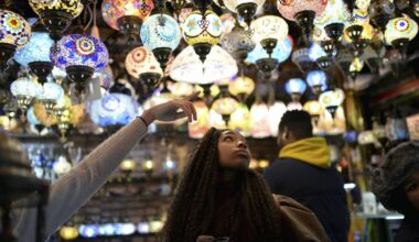 Viral Dubai Chocolate Strawberry Cup Boosts Christmas Market Economy