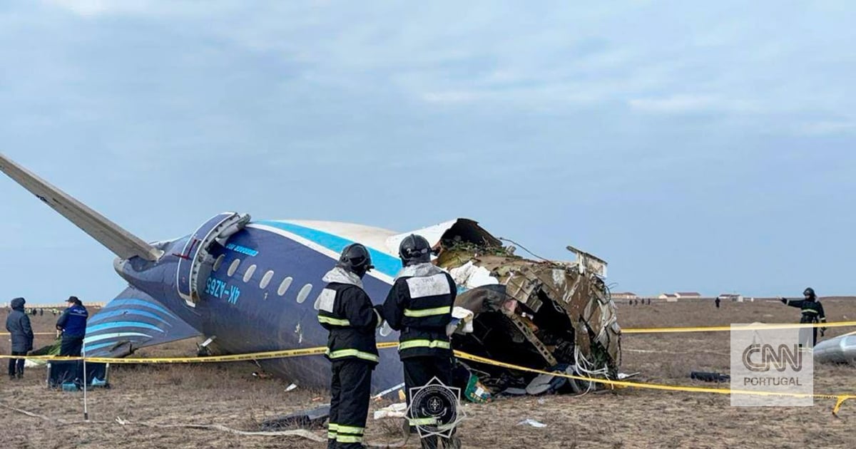 Reuters avança que voo da Azerbaijan Airlines foi abatido por sistema de defesa aérea russo