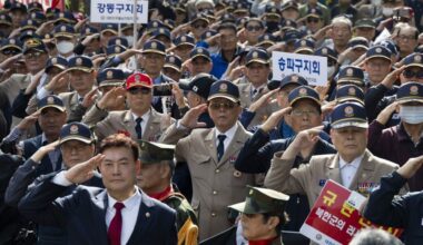 South Korean spy agency: North Korean POW fighting for Russia in Ukraine has died