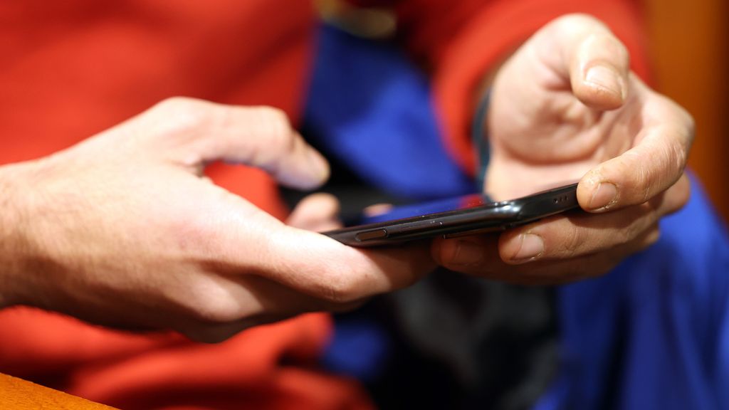 Nederlandse beheerder Telegramgroepen met naaktfoto's opgepakt