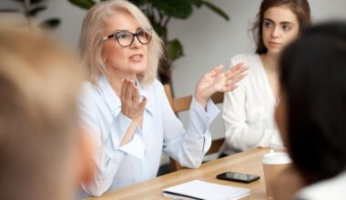 5 Tips To Launch A Six Figure Coaching Business In 2025