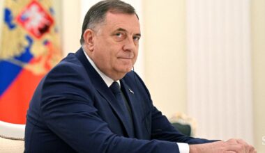 Milorada Dodika so urgentno hospitalizirali