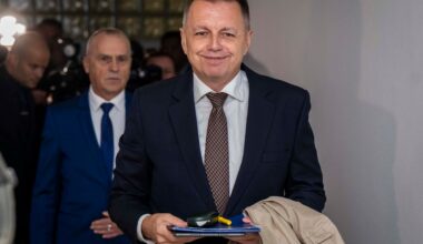 Criminal law changes scrap the corruption trial against the central bank chief