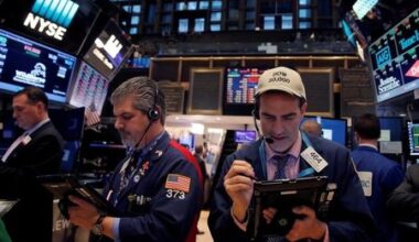 Wall Street soulagée par une moindre inflation, l'Europe boursière consolide