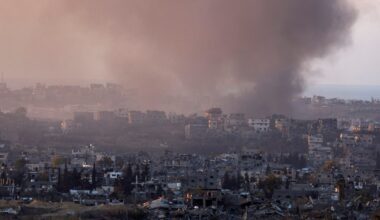 Gaza ceasefire talks heat up again amid deadly Israeli attacks | Israel-Palestine conflict News