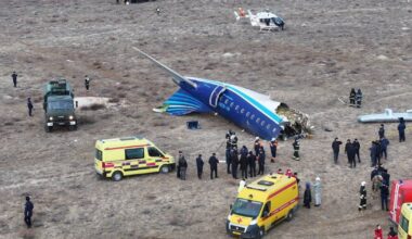 Putin apologises to Azerbaijan’s president over ‘tragic’ plane crash | Politics News