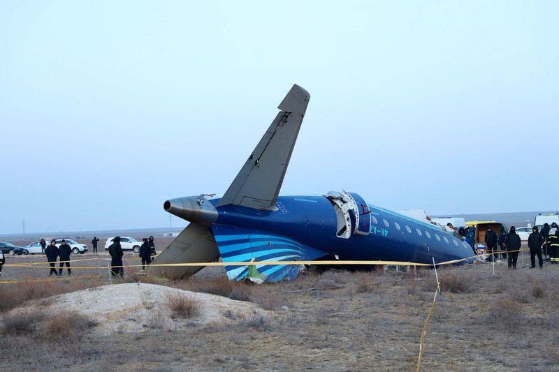NATO fordert vollständige Untersuchung des Absturzes der Azerbaijan Airlines
