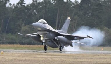 Tretia stíhačka F-16 už pristála na Slovensku
