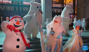 New Year tree lighting ceremony held in Minsk, Belarus-Xinhua