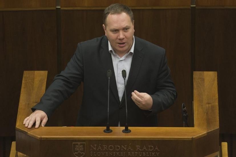 Zmeny v daňovom bonuse podľa neprospejú demografii ani rodinám, reaguje hnutie Slovensko na rozpočet
