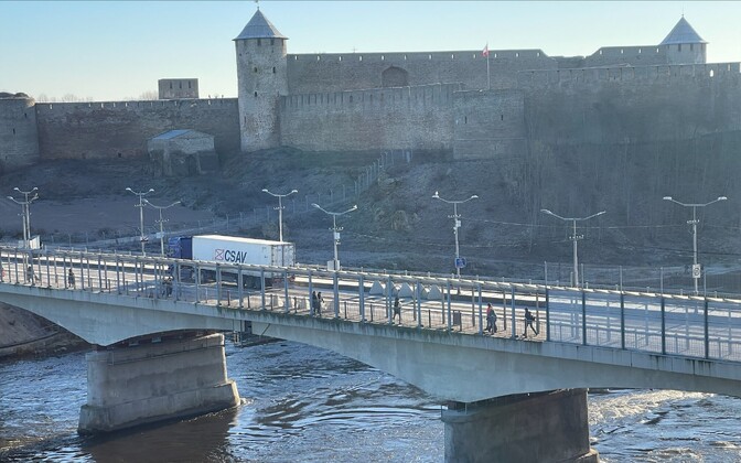Estonia not planning to close Russian border crossings after cable damage | News