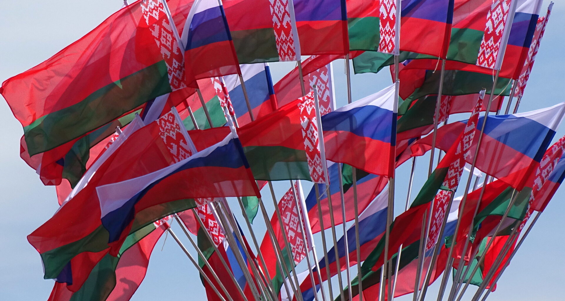 Putin to send Russia's new missiles to Belarus