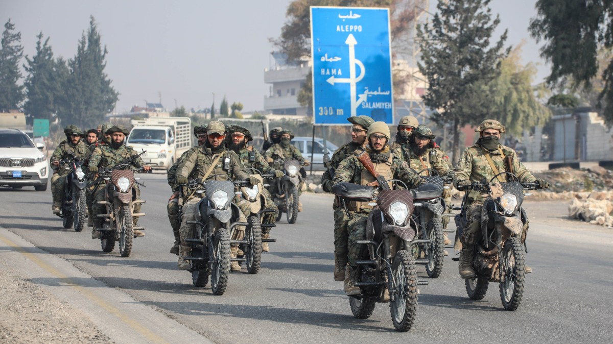Syria civil war live: rebels advance on Homs