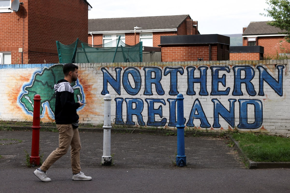 Northern Ireland lawmakers back Brexit rules, unionist opposition triggers review