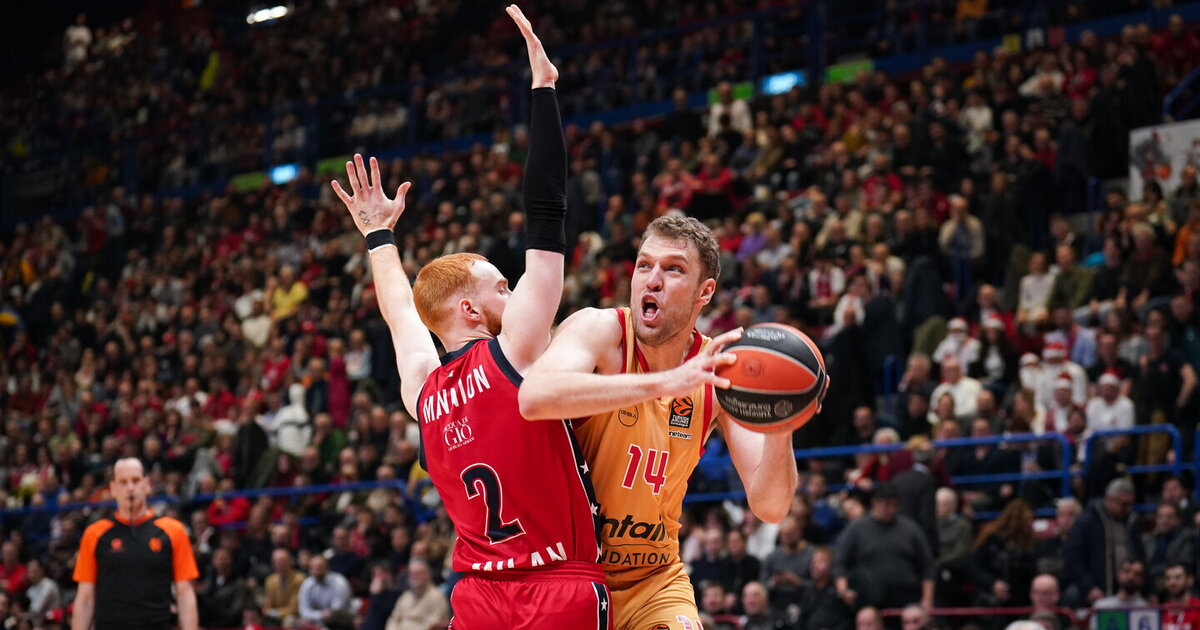 Įtemptose ir dramatiškose rungtynėse – lemiama N.Manniono klaida ir „Olympiacos“ triumfas