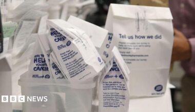 Trainee GP suspended for writing own prescription