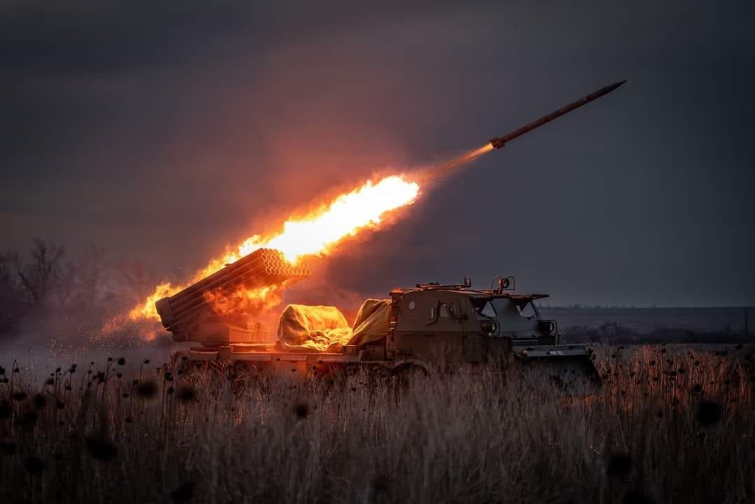 Ukrainian MLRS in action.