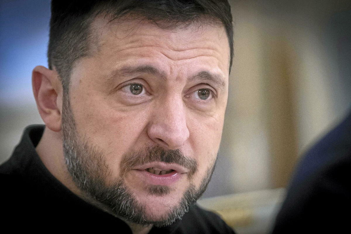 Volodymyr Zelensky affirme que des soldats nord-coréens participent à des « assauts » contre l'Ukraine