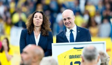 Reinfeldt totalsågas och utmanas om toppjobbet