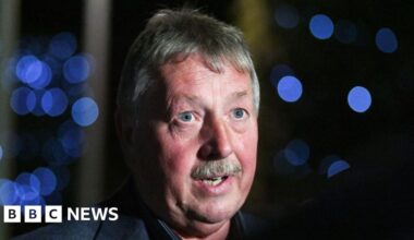 DUP MP apologises for failing to declare paid-for trip