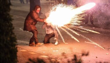 Protestai Sakartvele: žmonės nesiskirsto jau ketvirta diena, sulaikytųjų skaičius išaugo iki 200
