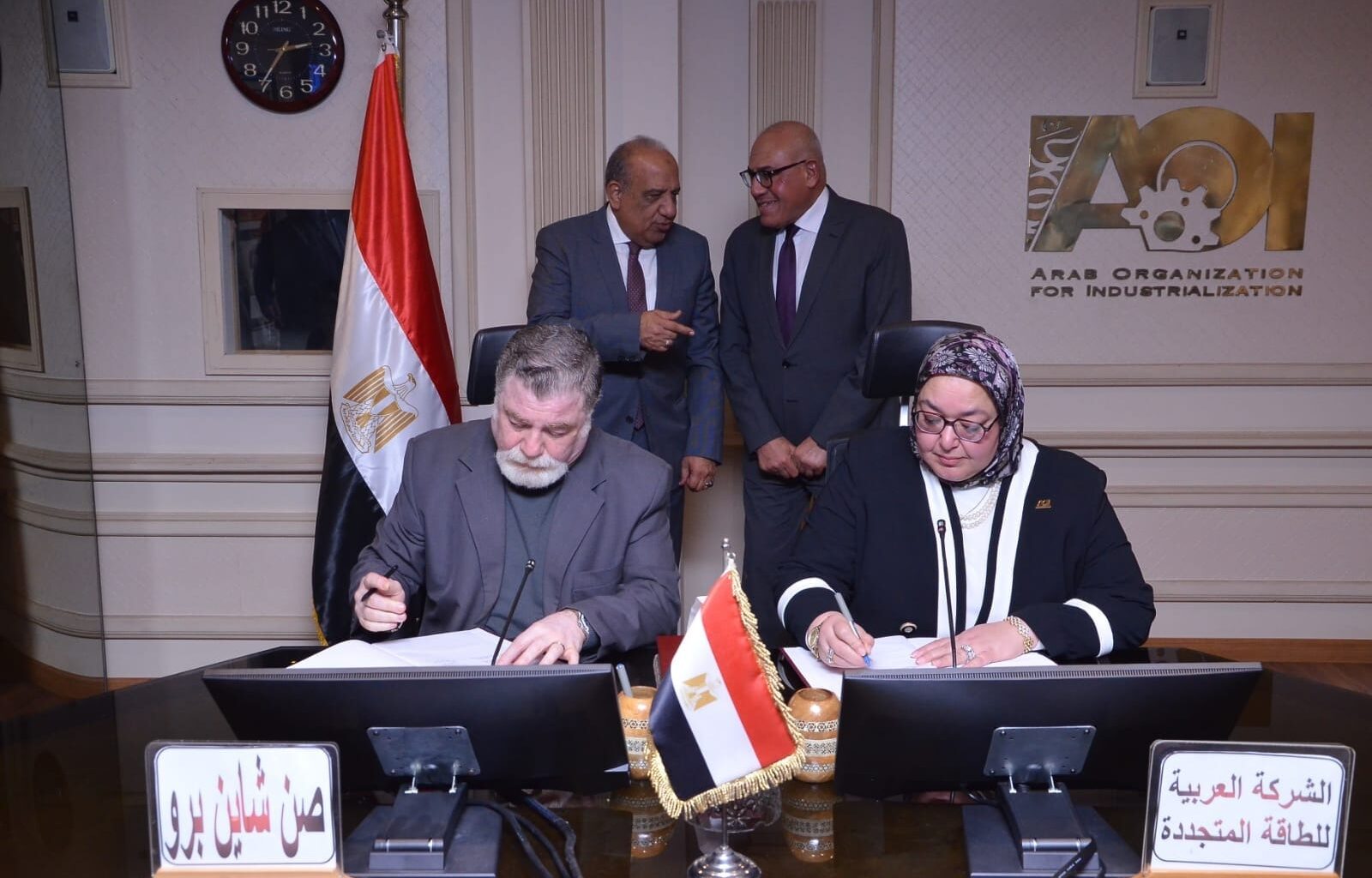 Egypt’s ARECO, Sweden’s Sunshine Pro sign contract for solar panel manufacturing project