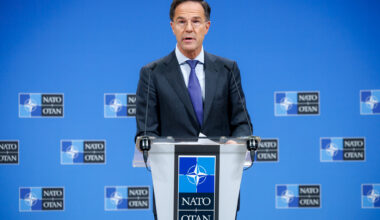 NATO chief wants to return to Cold War-level military spending