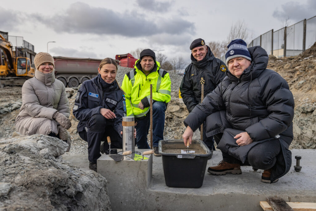 Leaders from Estonian National Center for Defence Investments and national security force begin construction of a marine rescue center in Tallinn. Photo: Estonia’s National Center for Defence Investments (RKIK)