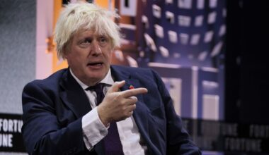 Boris Johnson warns Labour 'must be stopped' from passing up new £2bn Brexit deal | Politics | News