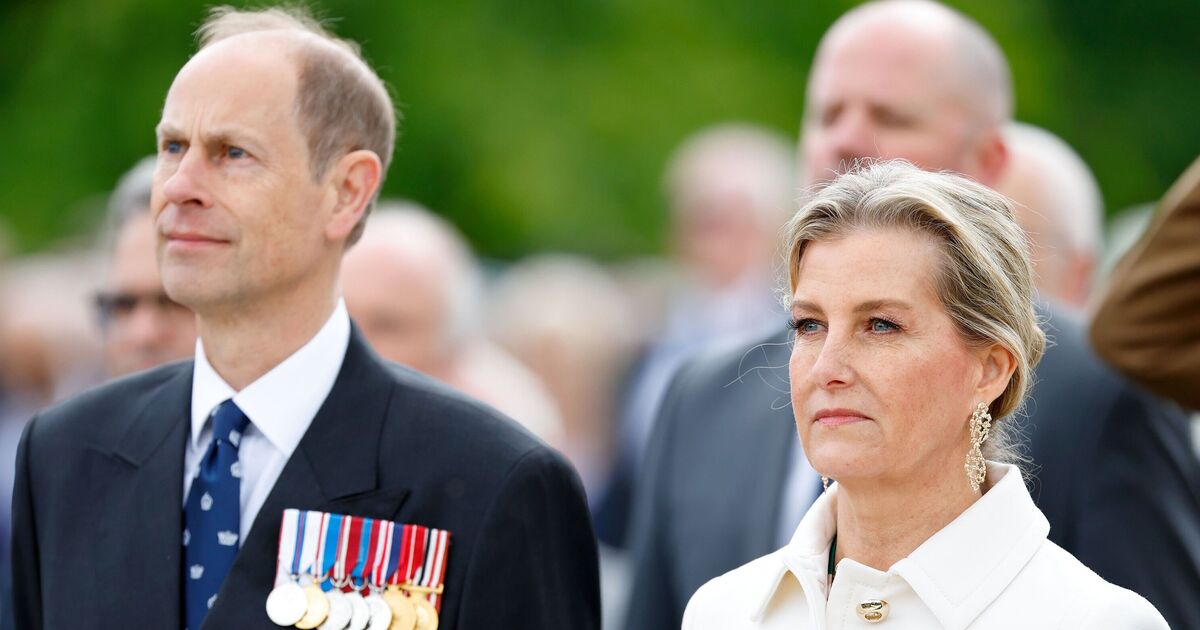 Royal Family LIVE: Edward and Sophie 'asked to stay with Andrew' | Royal | News