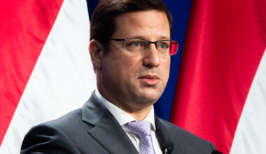 Index - Belföld - 444: Gulyás Gergely megházasodott, elvette a Hír TV műsorvezetőjét
