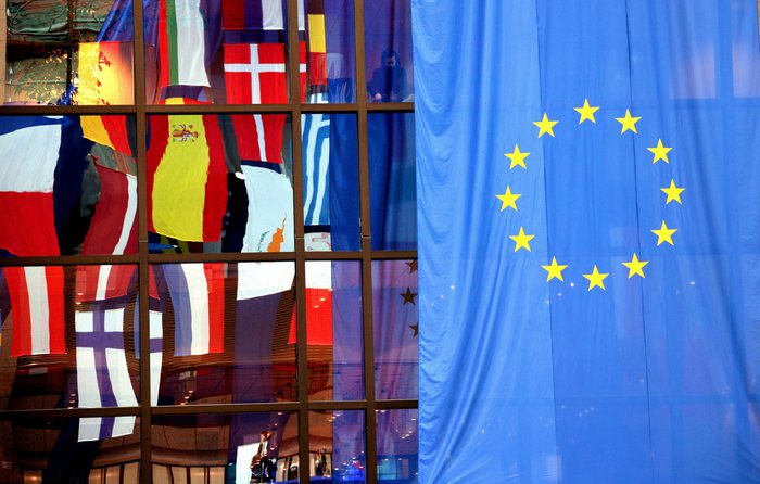 Ue, in Italia 'situazione critica' reddito familiare lordo - Notizie