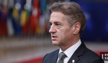 Golob: Na situacijo v CVZ-ju opozarjam že dve leti. Lindav: S premierjem nisem nikoli govoril o tem.