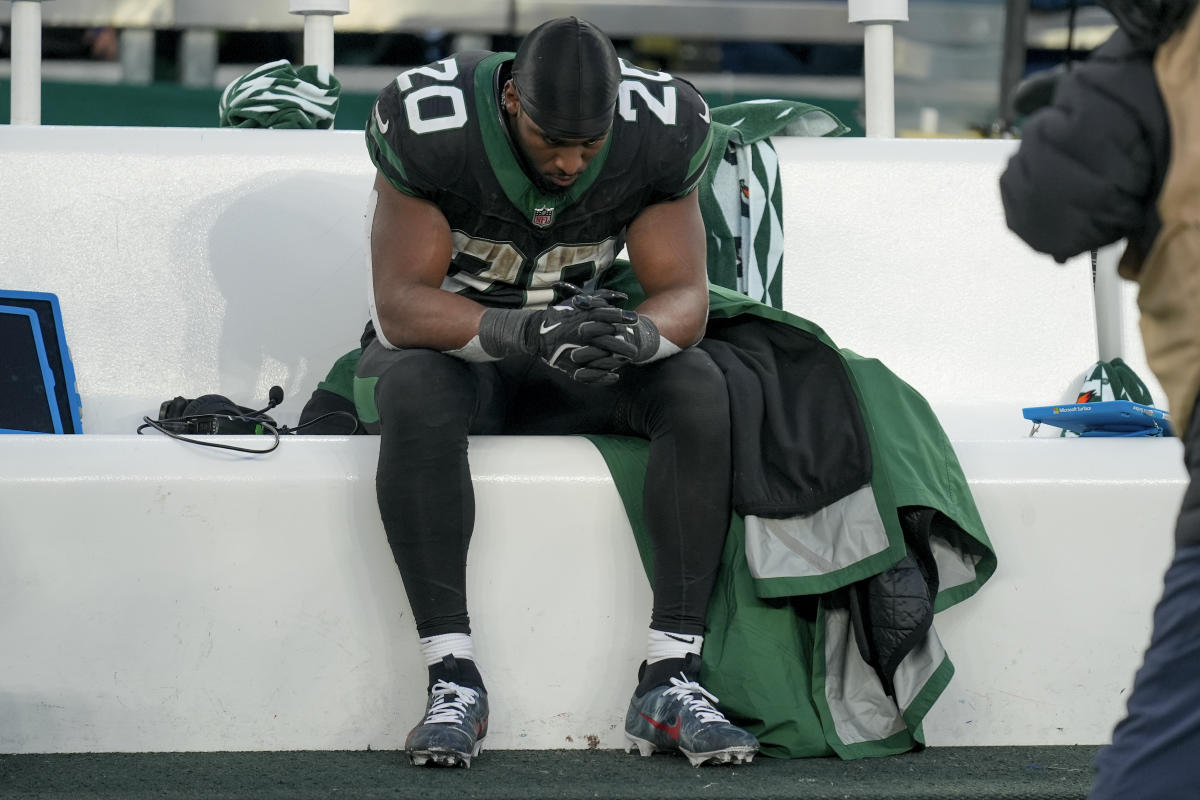 Fantasy Football Panic Meter: Things aren't looking up for Breece Hall approaching playoffs