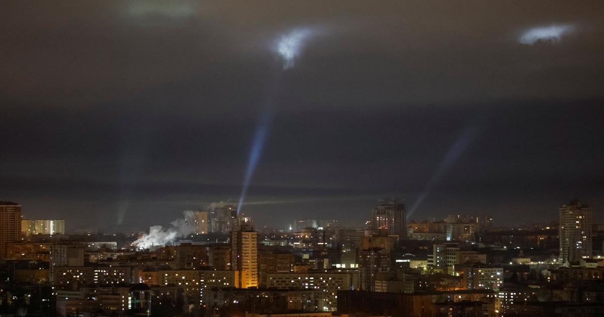un mort dans des frappes de missiles russes sur Kiev