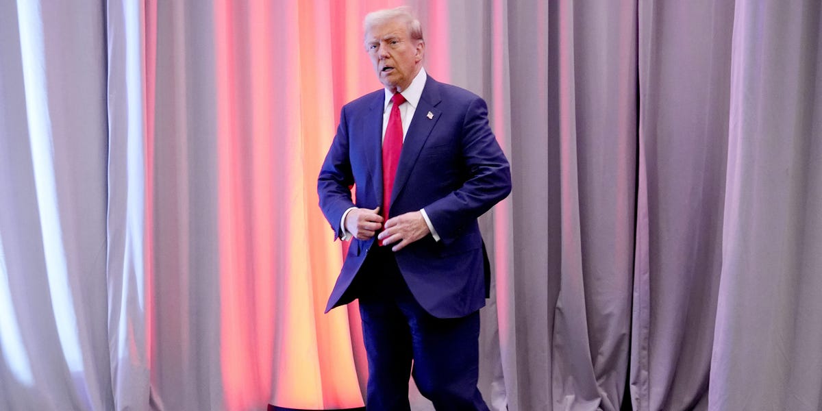 Trump Threatens 100% Tariffs on BRICS Nations, Which Includes Russia