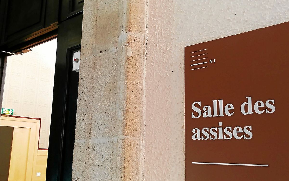 Viol à Brest : « J’avais 13 ans, je n’avais jamais eu de figure paternelle »