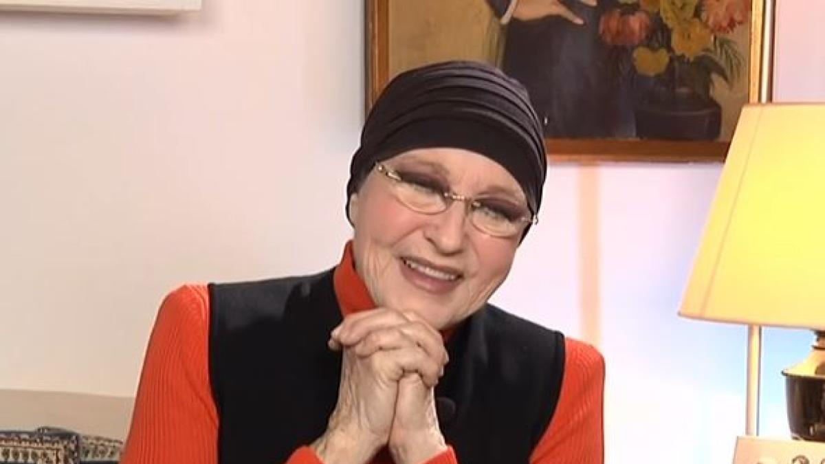 Eleonora Giorgi a «Verissimo»: «Infragilita dalla chemio, ho dovuto usare la sedia a rotelle: uno choc»