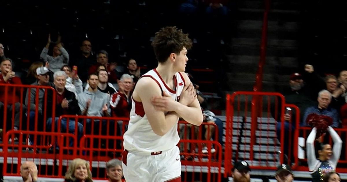 Ice in His Veins: WSU's Icelandic freshman Tomas Thrastarson shines amid injury-plagued Cougs | Washington State
