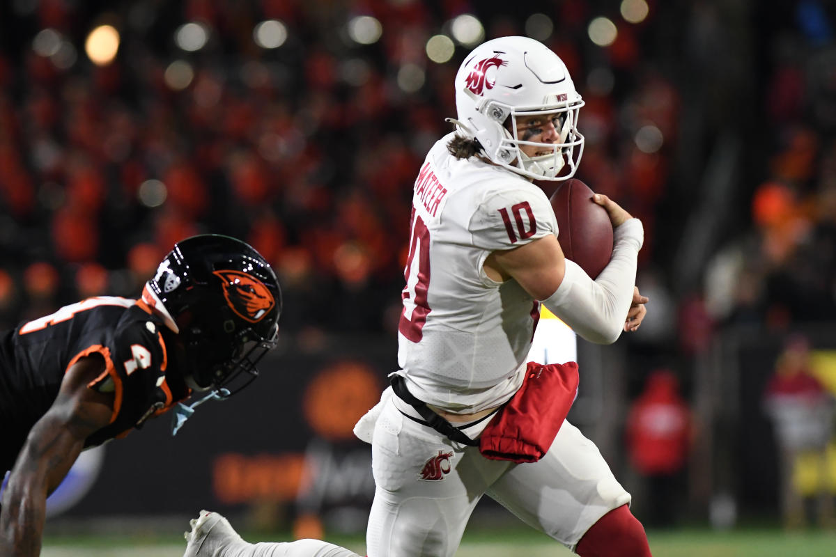 Oklahoma lands top QB transfer John Mateer from Washington State