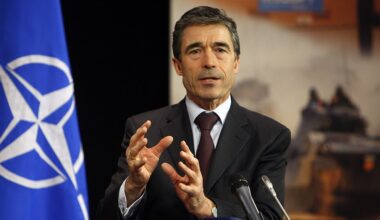 Anders Fogh Rasmussen appelle Donald Trump à soutenir l'Ukraine pour mettre fin à la guerre