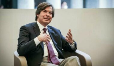 Carlo Messina all’Ft: «In Italia emergerà un terzo big. Sarà il mercato a cercarlo»