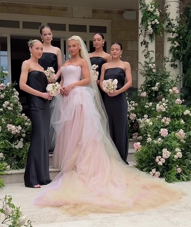 Tammy tied the knot with Matt in a beautiful ceremony at Chateau Du Soleil in Byron Bay, surrounded by family and friends