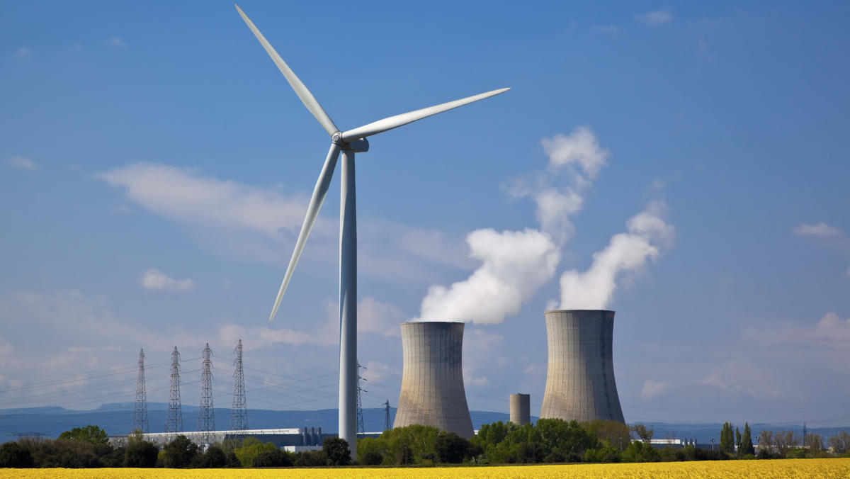 2025 will be a 'show-me' year for nuclear: Expert