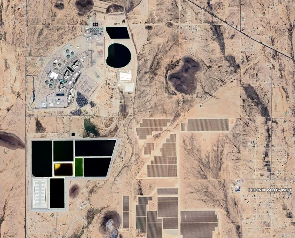 The Palo Verde Nuclear Generation Station experienced several drone flyovers in September 2019. (Google Earth)