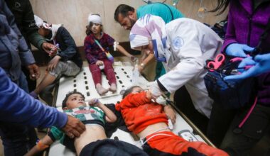 Sixty patients at Gaza hospital at risk of starving, authorities say | Israel-Palestine conflict News