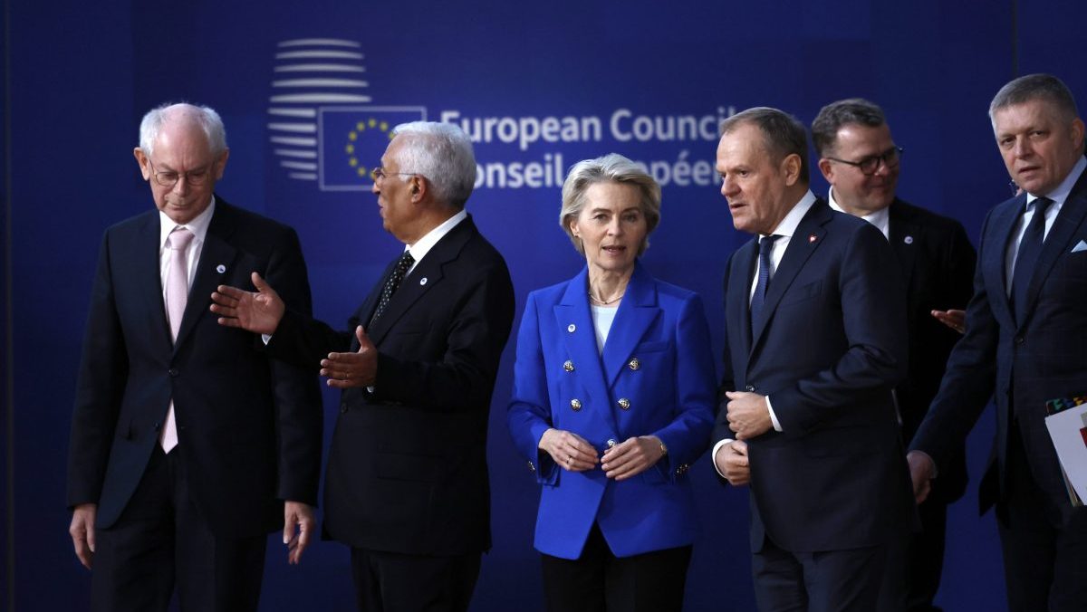 Summit EÚ vyzval na zvýšenie podpory Ukrajine