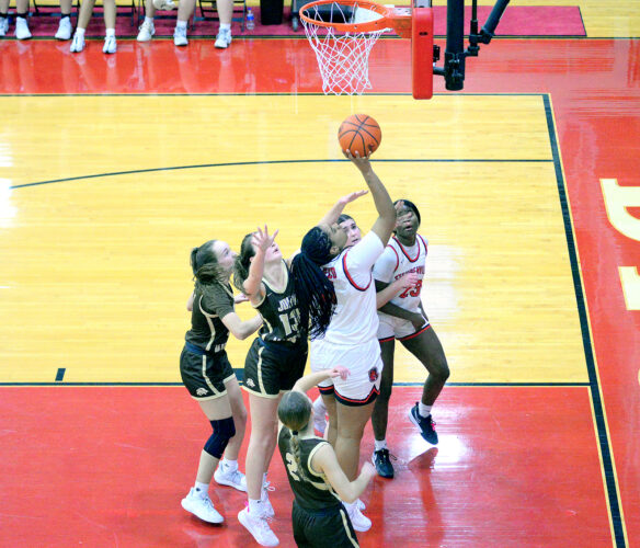 Big Red girls make it three-straight wins | News, Sports, Jobs