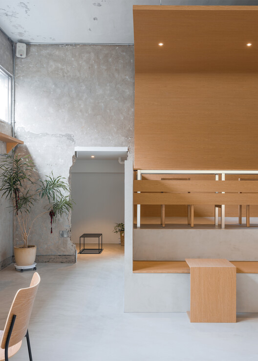 space timefill Coffee Shop / SAISA STUDIO - Image 13 of 18