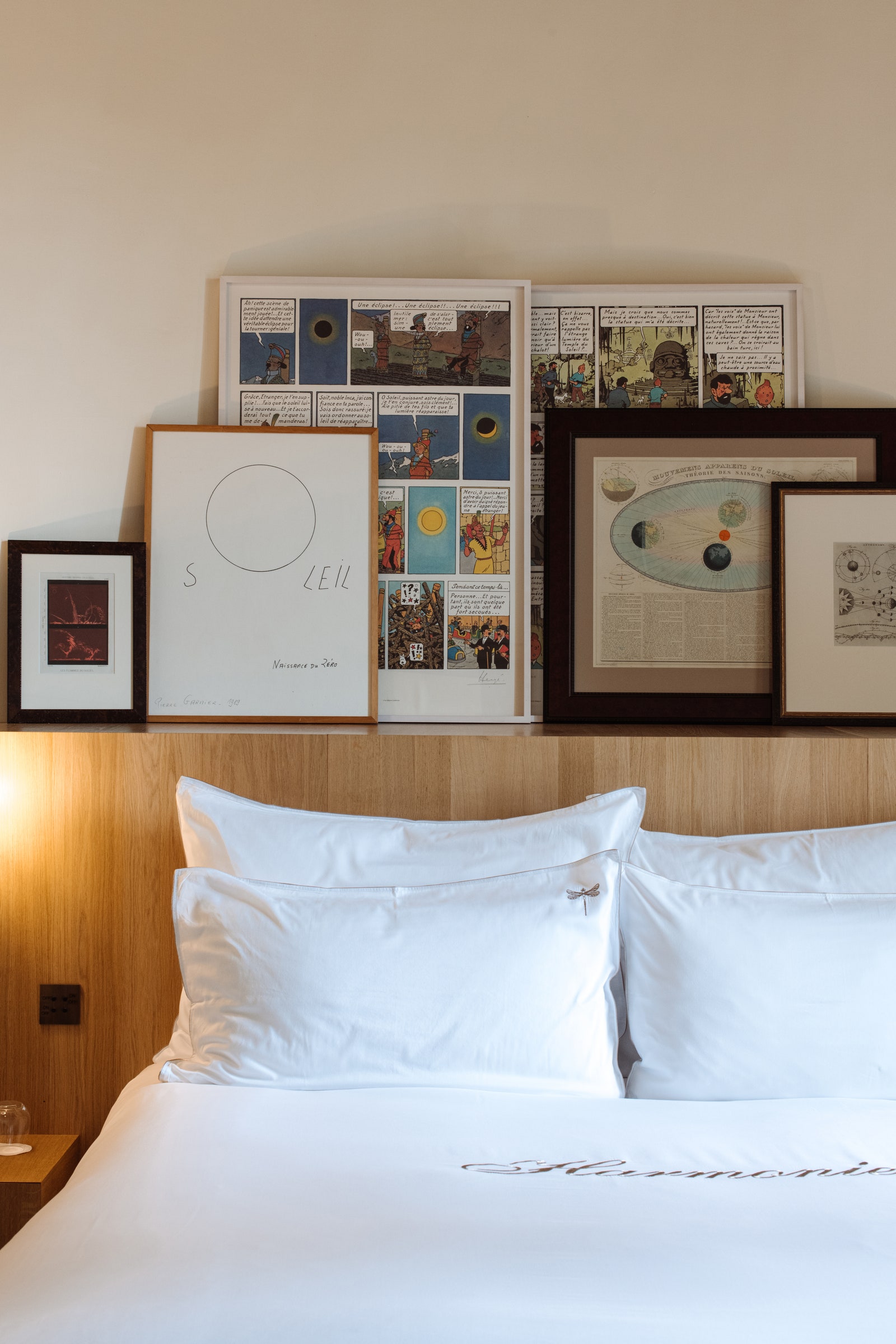 Image may contain Cushion Home Decor Bed Bedroom Dorm Room Furniture Indoors Room Interior Design and Pillow